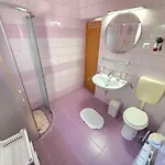 公寓 In 5498 *
