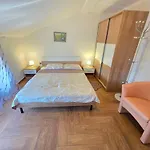 In 5498 茨里克韦尼察