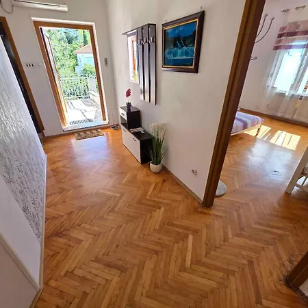 Apartmán In 5498