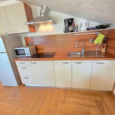 In 5498 Apartmán *