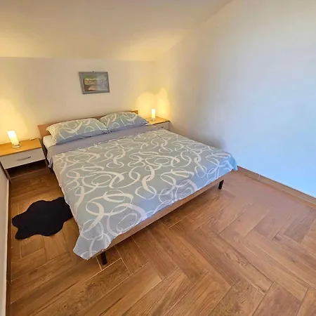 Apartmán In 5498 *