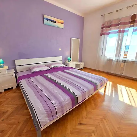 Apartmán In 5498