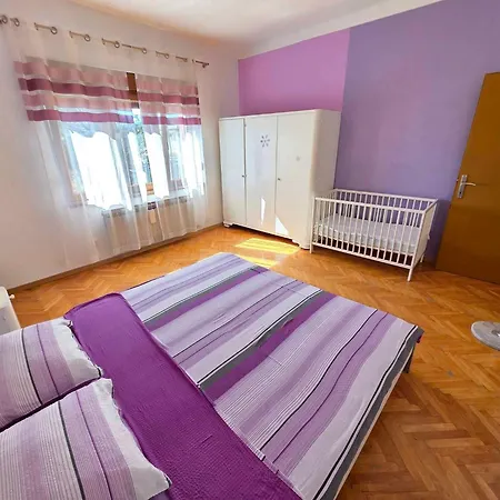 In 5498 Apartmán